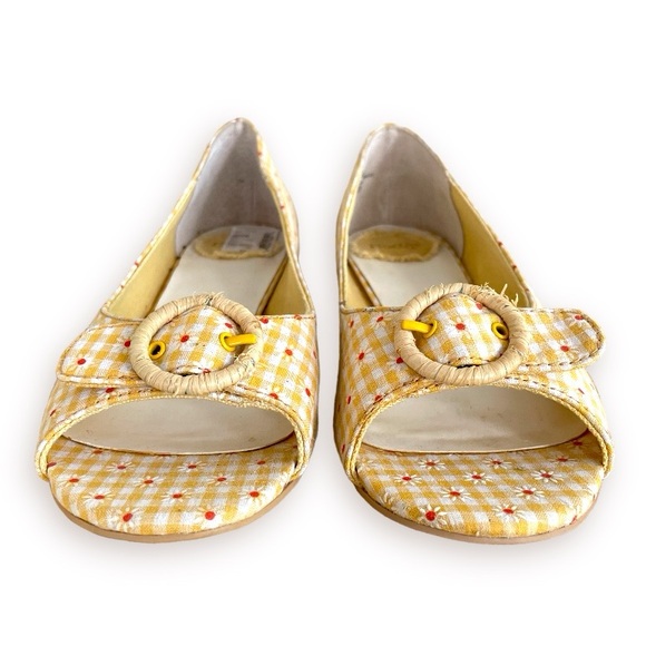 MUDD Pinup Retro Yellow Daisy Ginham Wicker Buckle Peep Toe Flats 🌼 - Picture 2 of 14